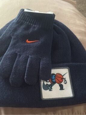 Boys Nike Hat & Glove winter set